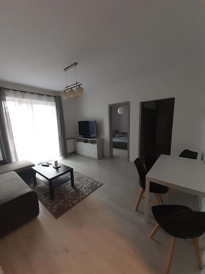 Lewa Lodz Apartment Bagian luar foto