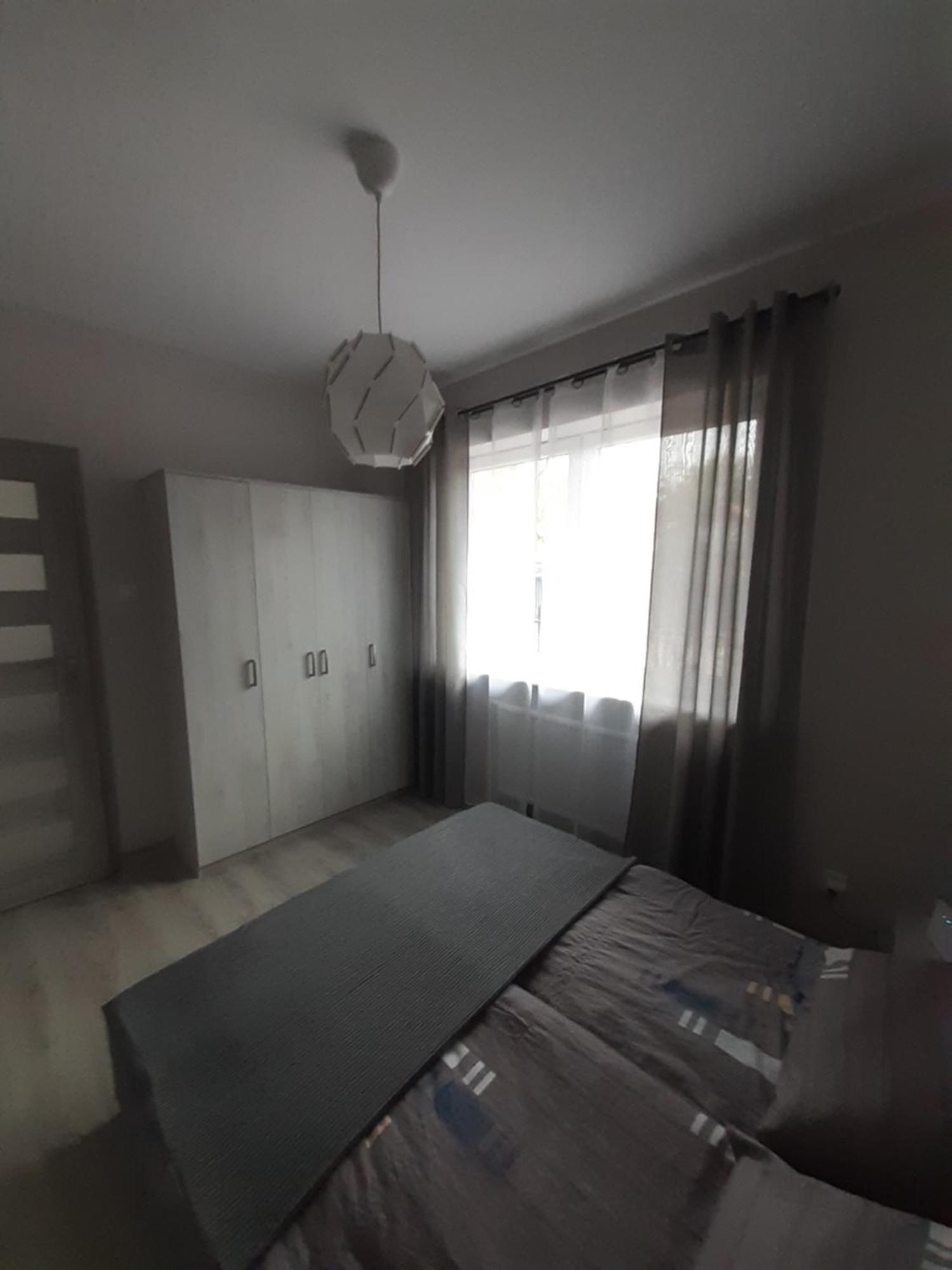 Lewa Lodz Apartment Bagian luar foto