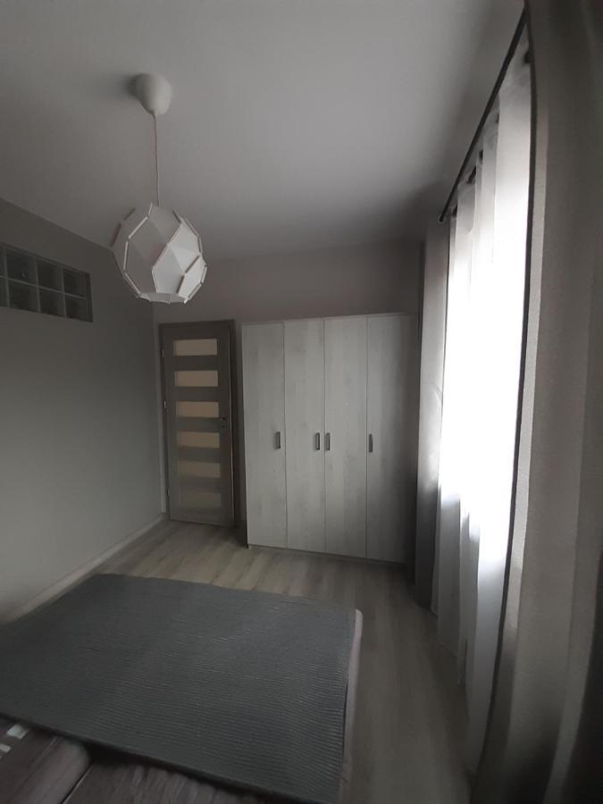 Lewa Lodz Apartment Bagian luar foto